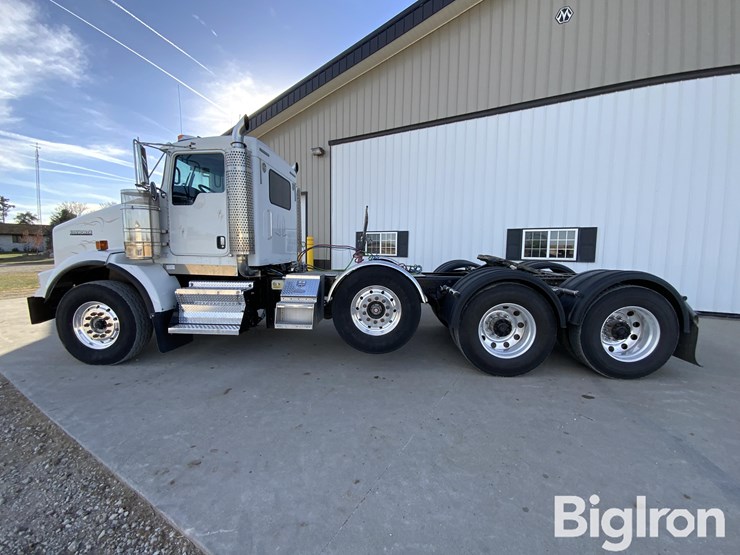 kenworth-t800b-image-8