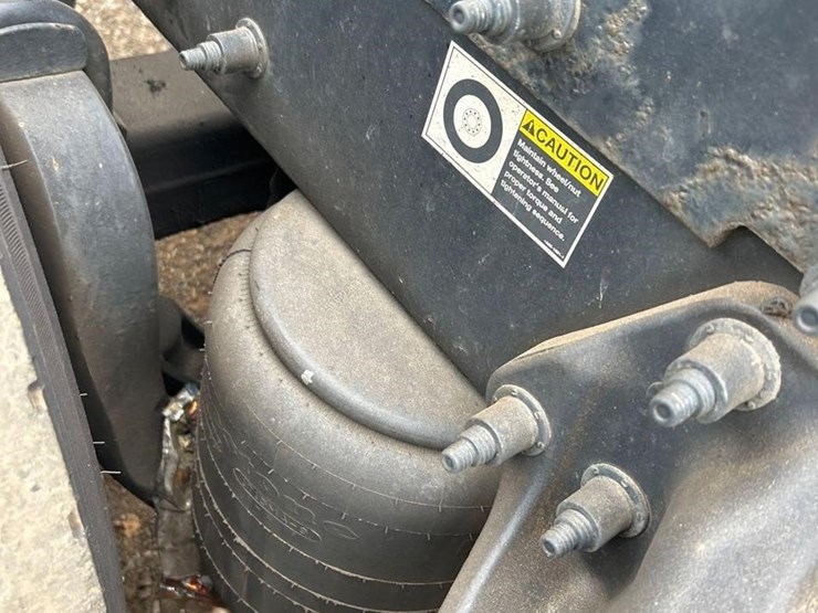 peterbilt-579-image-20