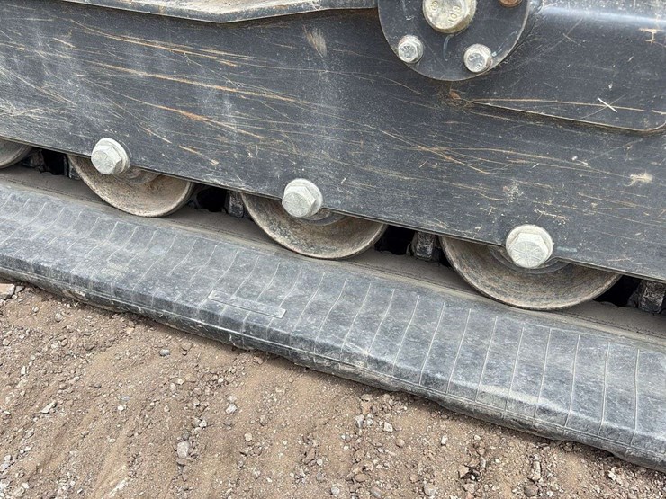 2021-case-dl550-image-22