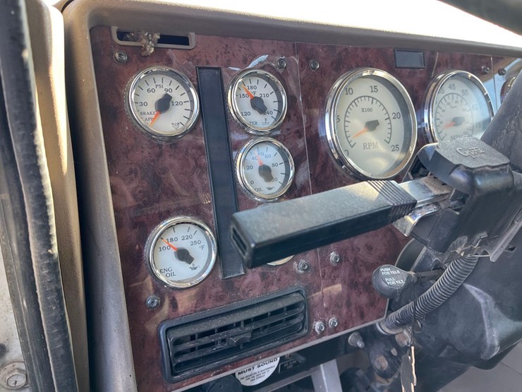 2005-international-9200i-image-33