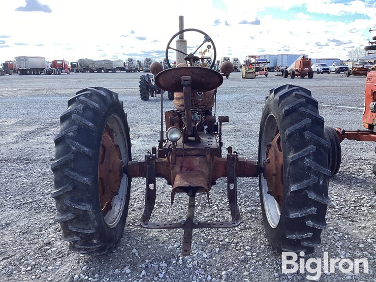farmall-h-2wd-tractor-image-6