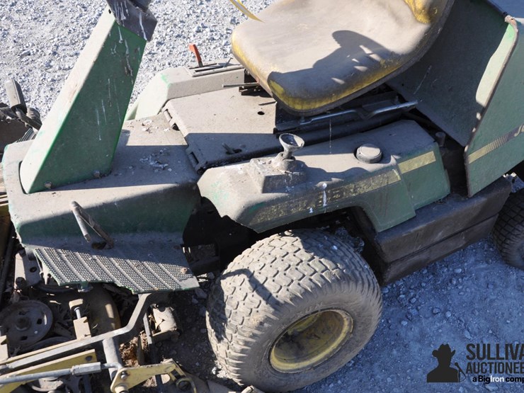 john-deere-f725-image-14