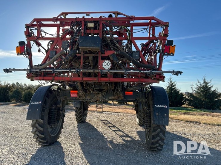 case-ih-patriot-4440-image-7