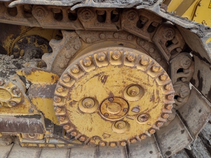 caterpillar-14-image-40