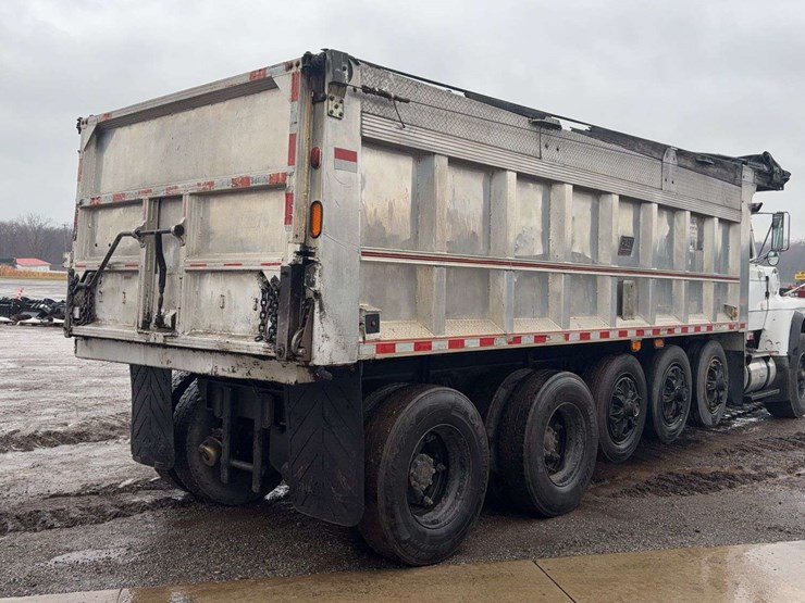 1994-ford-lt9000-image-3