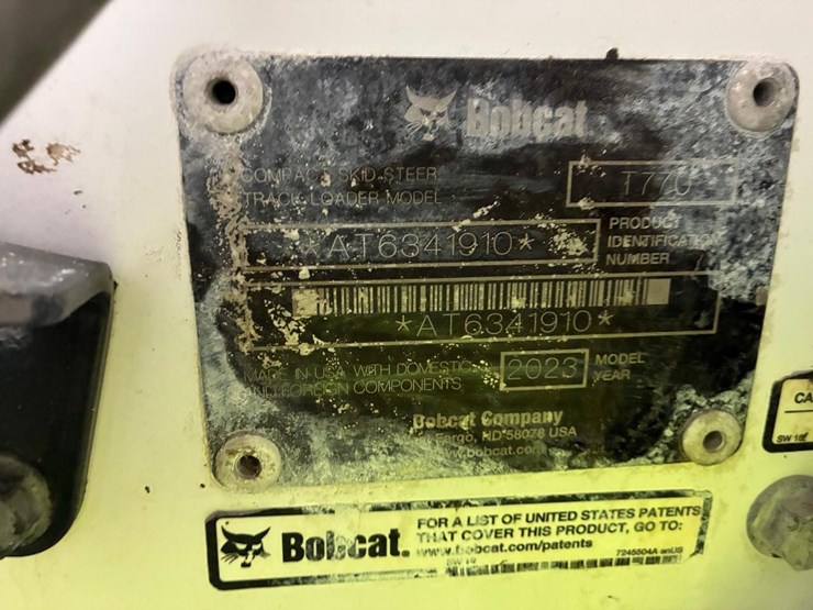 2023-bobcat-t770-image-34
