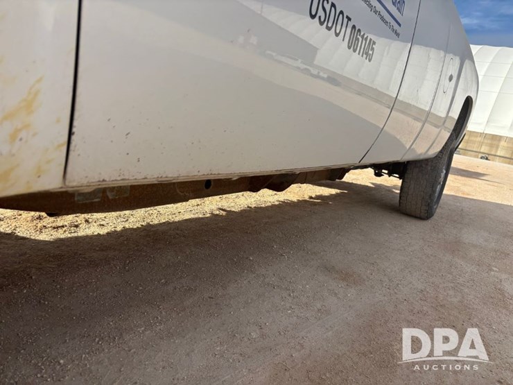 chevrolet-silverado-2500hd-image-24