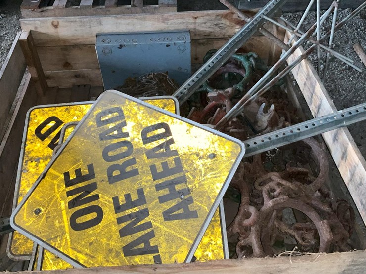 #553-•-tire-chain-parts-and-signs-image-2