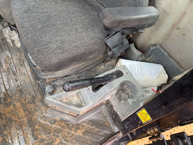 2006-caterpillar-930g-image-47