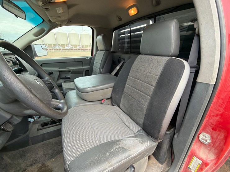 2008-dodge-3500-image-29