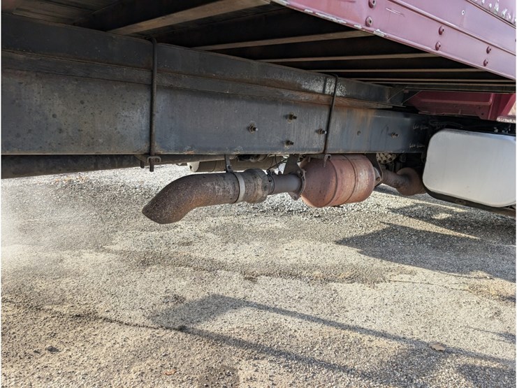 2014-international-durastar-4300-image-5