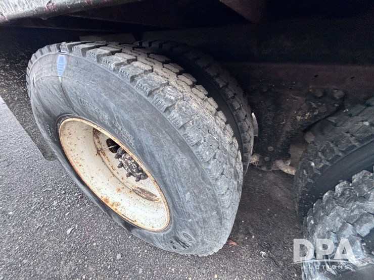 kenworth-t600a-image-40