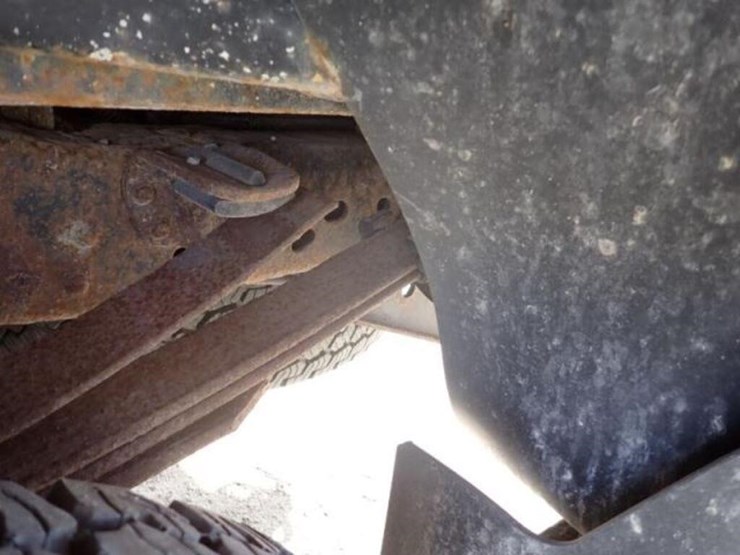 2012-ford-f250-xl-image-75