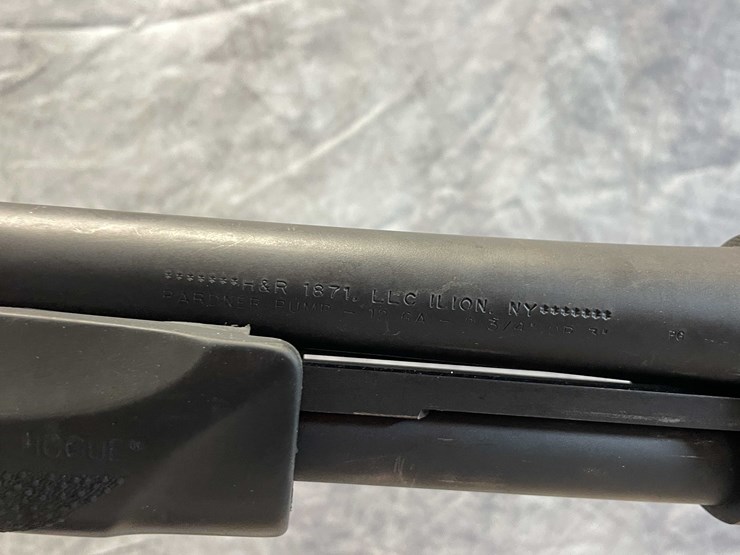 #2339-•-nef-12-ga.-pump-action-shotgun,-sn:-nz614626-image-12