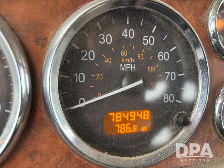 peterbilt-378-image-91