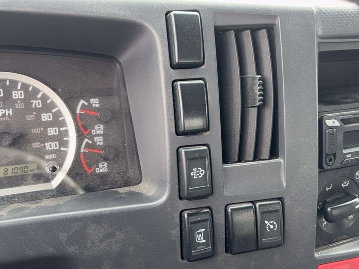 2018-isuzu-ftr-image-28