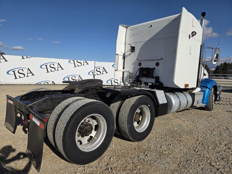 2007-peterbilt-386-image-5