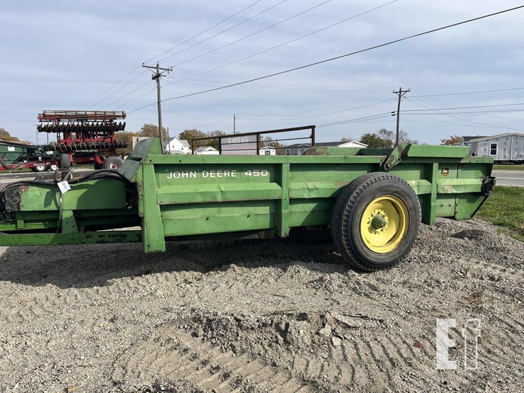 john-deere-450-image-2
