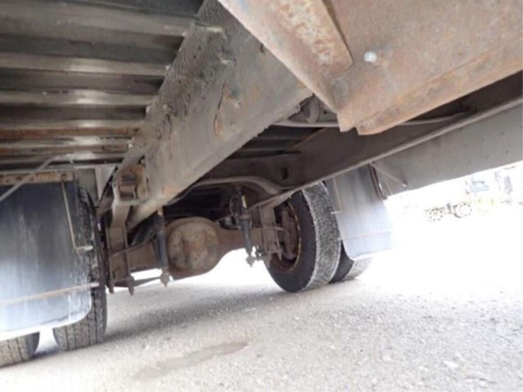 2015-freightliner-mt55-image-78