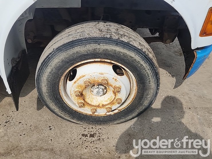 international-4700-image-9