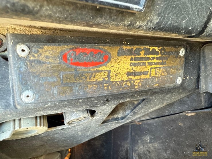 peterbilt-357-image-32