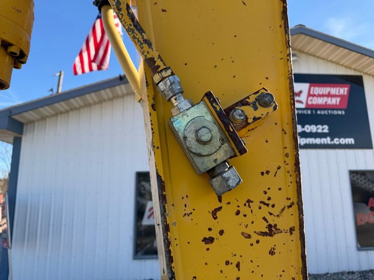 kobelco-sk140-image-10