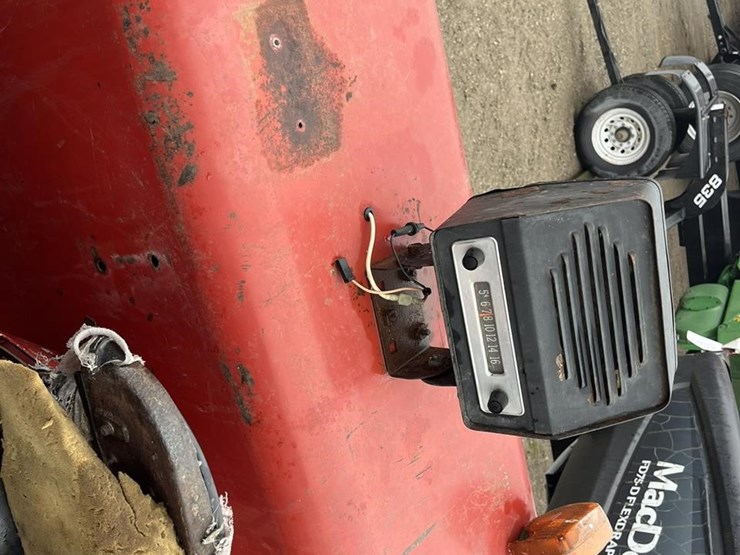 international-1066-image-25