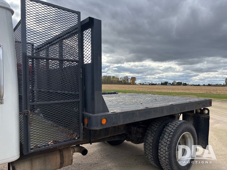 2000-international-4700-image-32