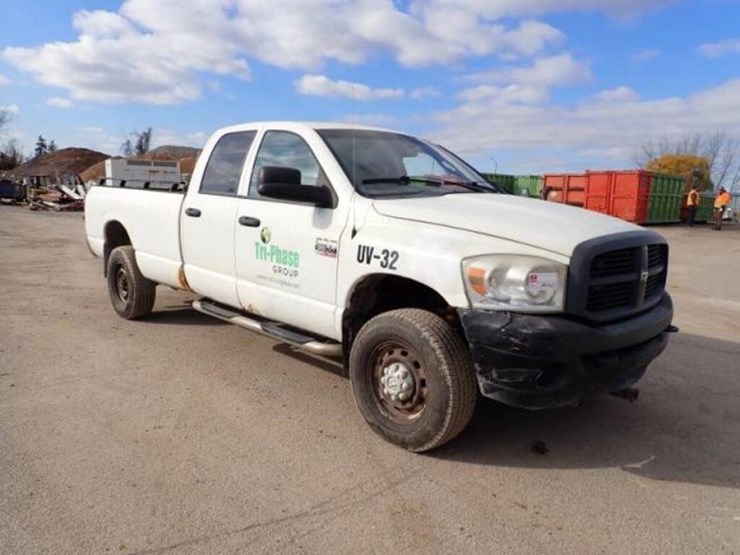 dodge-ram-3500-image-4