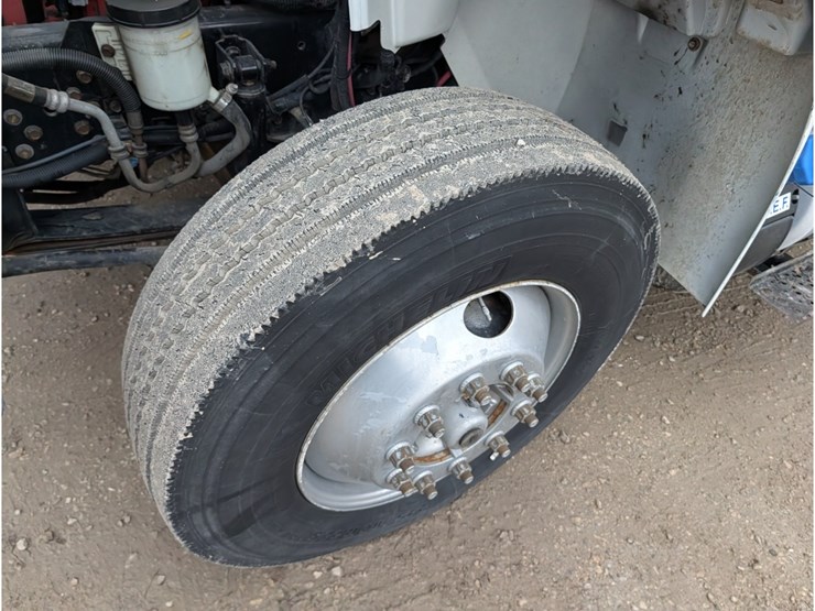 international-durastar-4300-image-15