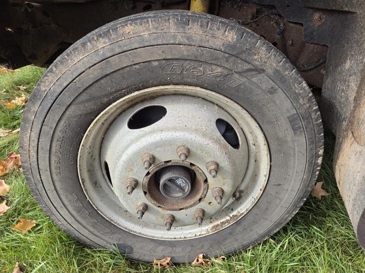 ford-f550-xl-image-55