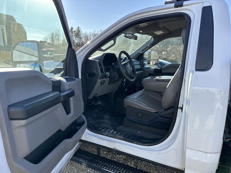 2017-ford-f250-image-43