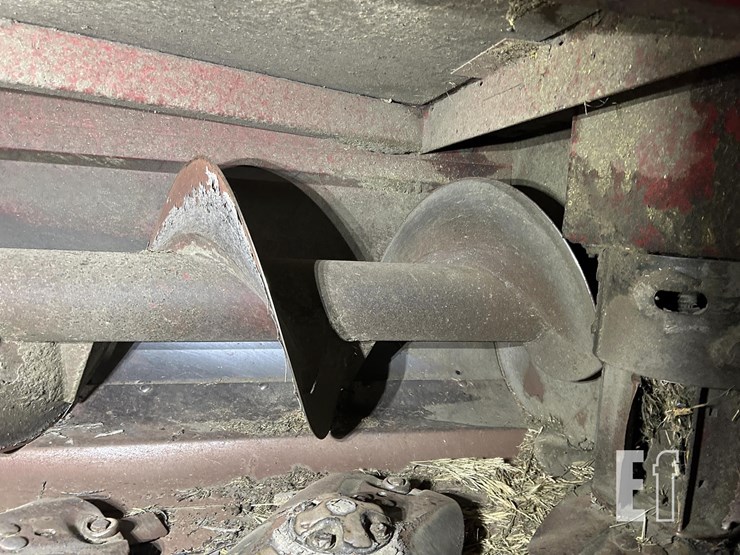 2018-case-ih-wd2504-image-45