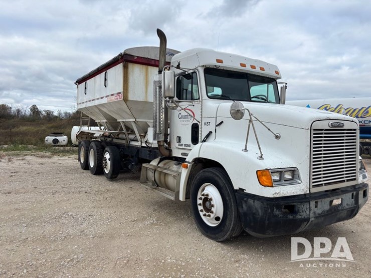 freightliner-fld112-image-24