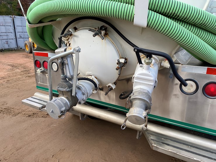 1999-international-4900-image-39