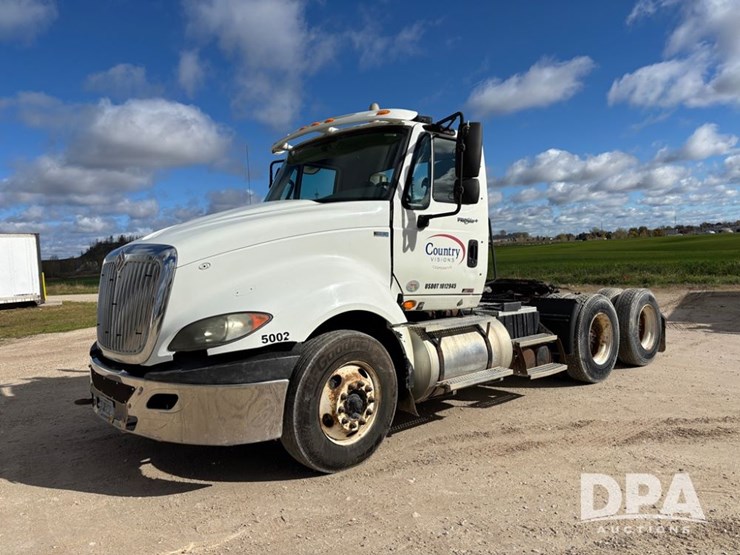 2012-international-prostar-image-1