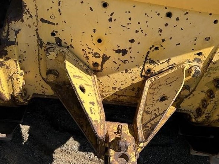 komatsu-d65ex-12-image-32