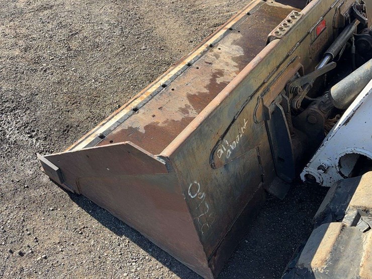 2021-bobcat-t870-image-26