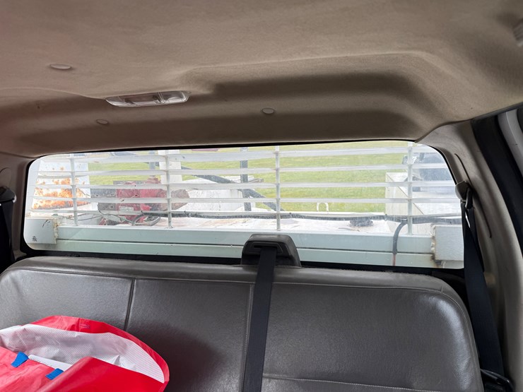 2009-ford-f550-image-23