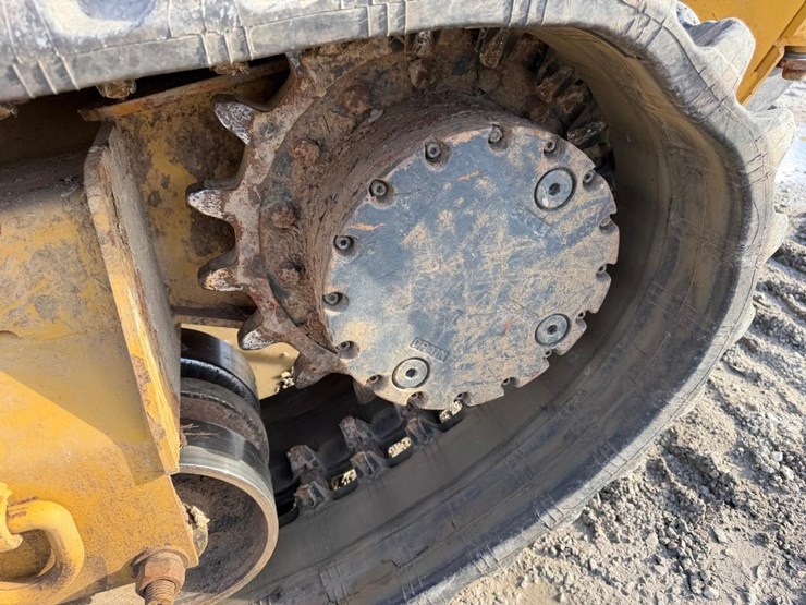 2021-rayco-c200-image-15