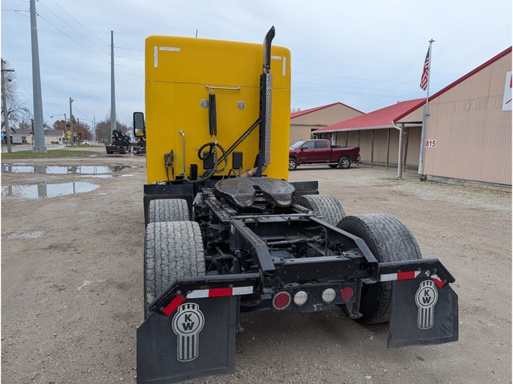 kenworth-t680-image-9