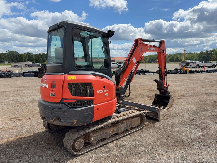 kubota-kx033-4-image-3