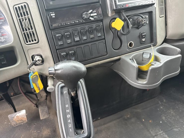 2017-international-4300-sba-image-41