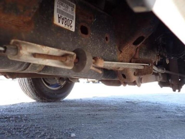 ram-1500-slt-image-83