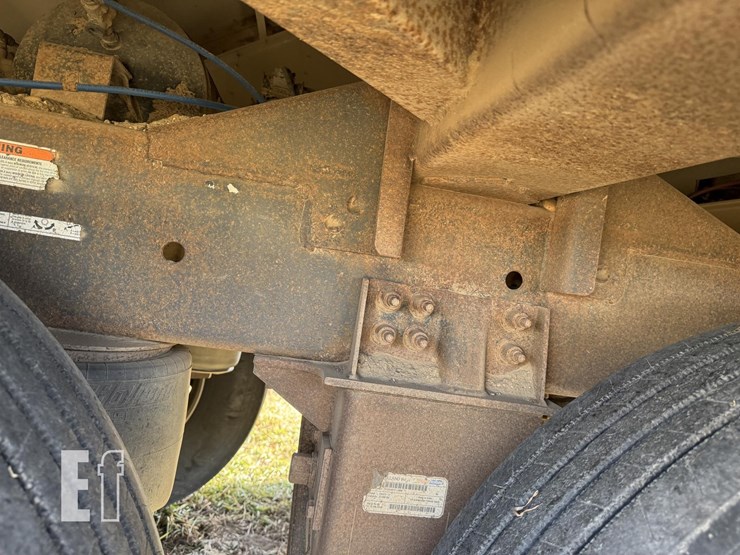 2014-wilson-grain-trailer-image-20