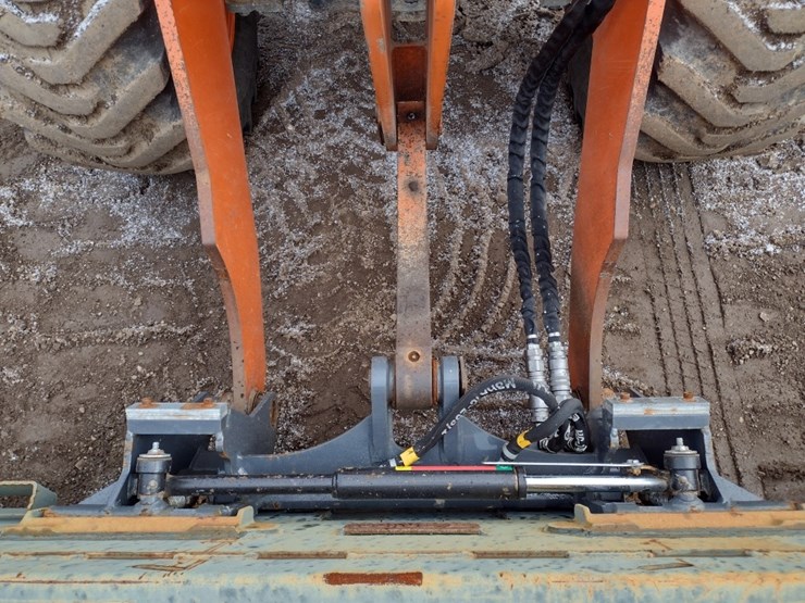 hitachi-zw80-5b-image-15