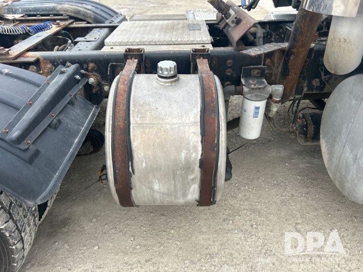 international-9900i-image-20