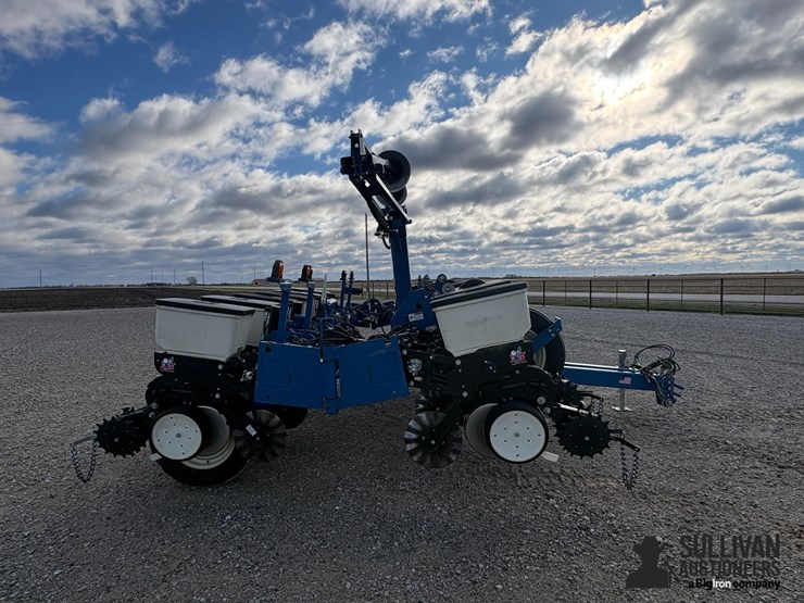 kinze-3200-image-4