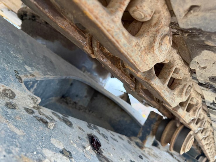 2018-deere-85g-image-27