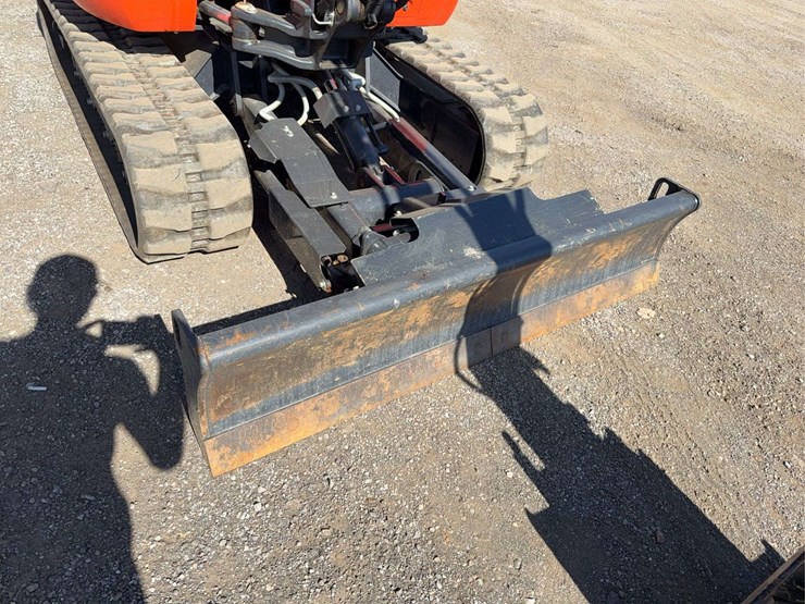 2022-kubota-kx040-4-image-19